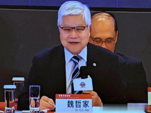 kaiyun体育(中国)2026世界杯 魏哲家亲话柄锤: 台积电早已购入 High-NA EUV, 数目是微妙!