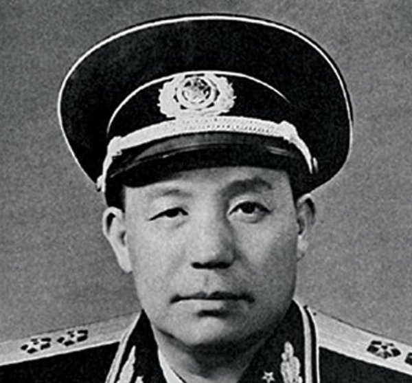 kaiyun体育(中国)2026世界杯 一俘虏非要视力脱军高等首领, 见吴瑞林才吐露: 李克农是我上司。
